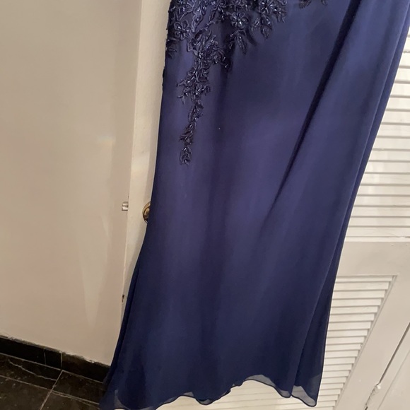 Evening Gown - Mother of Bride MOB - Picture 5 of 6